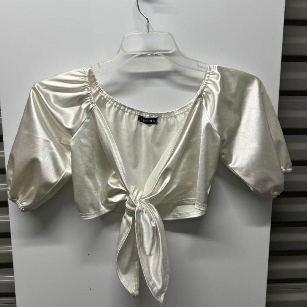 Women's White and Cream Crop-top